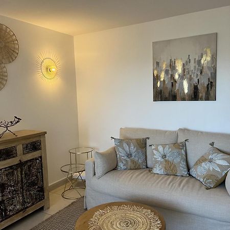 Frejus Plage Le Capitole T2 35M2 Climatise Balcon Kültér fotó