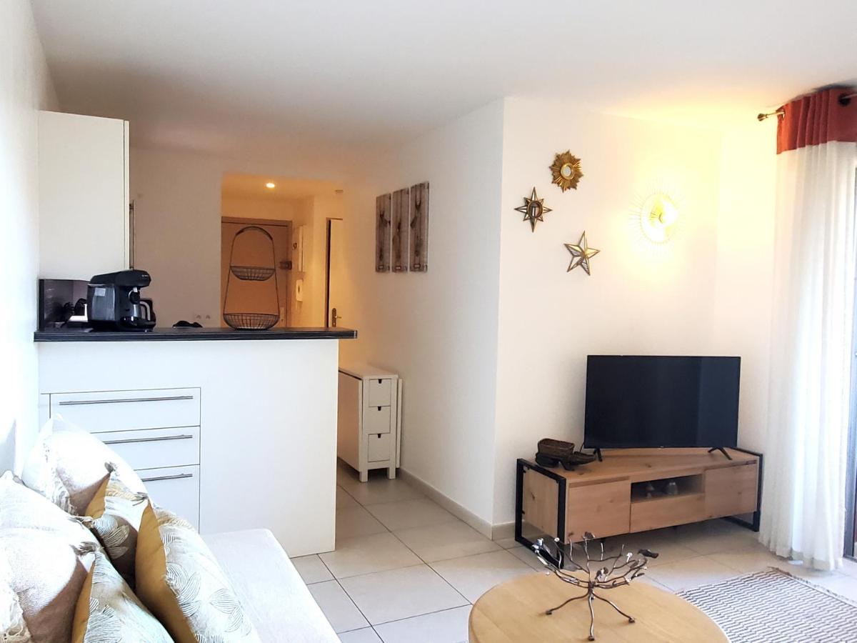 Frejus Plage Le Capitole T2 35M2 Climatise Balcon Kültér fotó